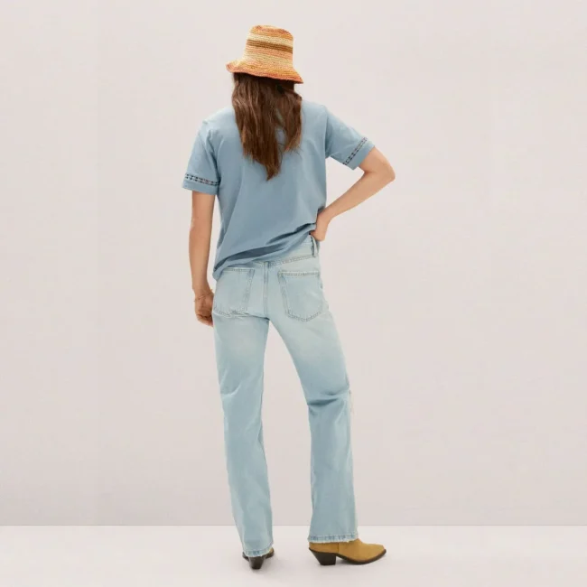 Embroidered Accent T-Shirt - 图片 2
