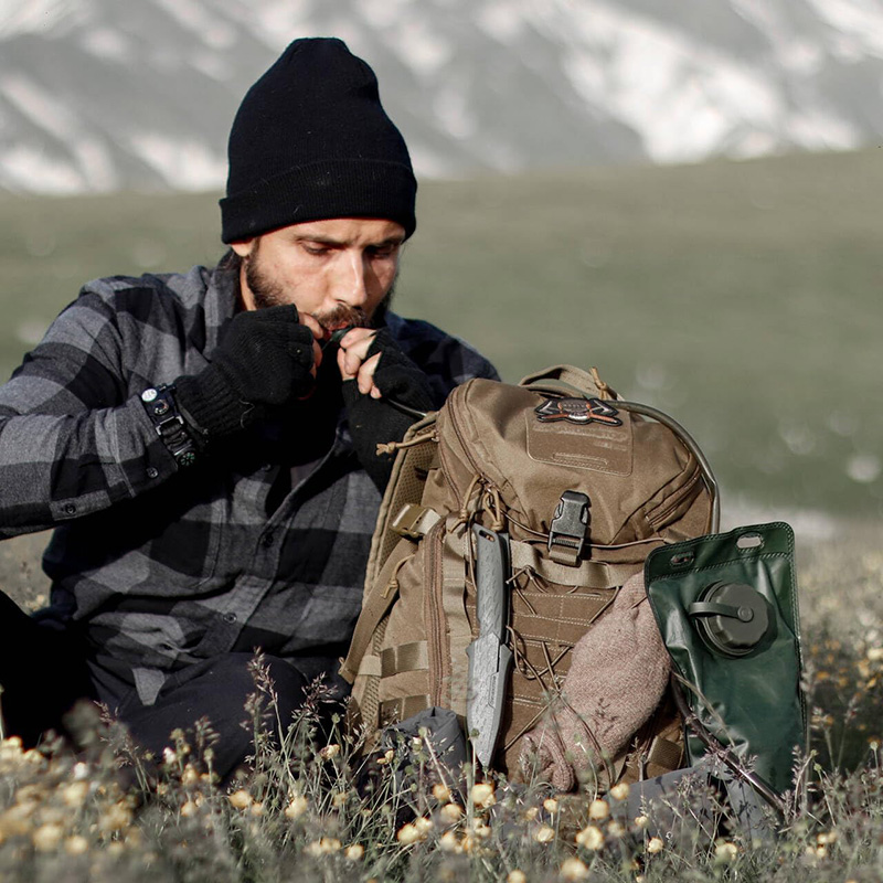 Hydration Bladder, 2.5 Liter Leak Proof Water Bladder,Military Hydration Pack Replacement for Hiking Biking Climbing Cycling Running Camping Backpack - Image 7